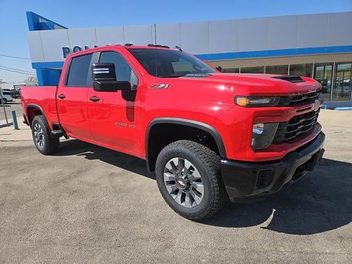 2026 Chevrolet Silverado 2500 Custom