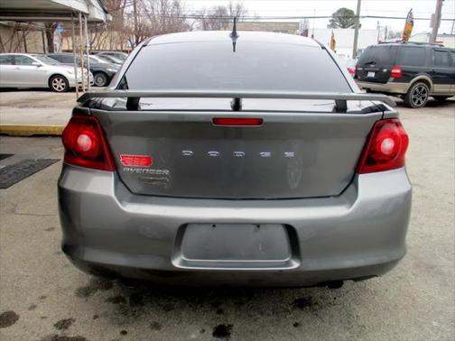 2013 Dodge Avenger SE V6