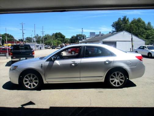 2011 Lincoln MKZ Base