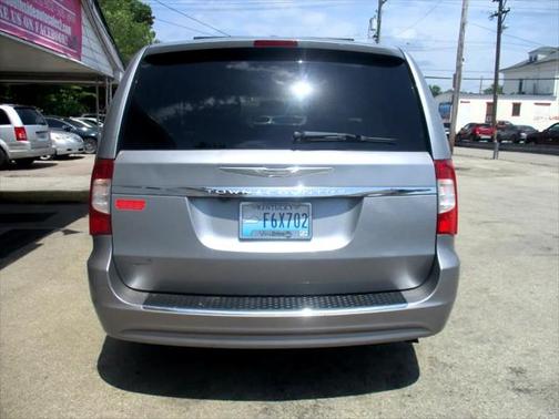 2015 Chrysler Town & Country Touring