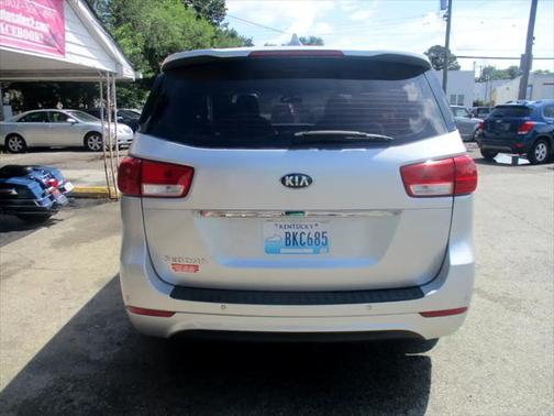 2015 Kia Sedona L