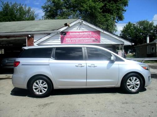 2015 Kia Sedona L