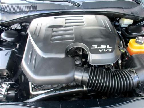 2013 Dodge Charger SE