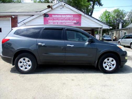 2010 Chevrolet Traverse LS
