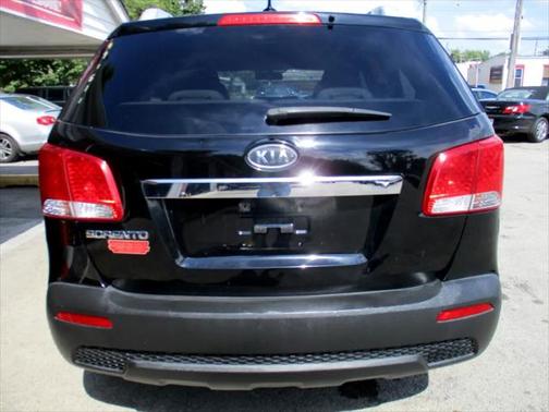 2011 Kia Sorento LX