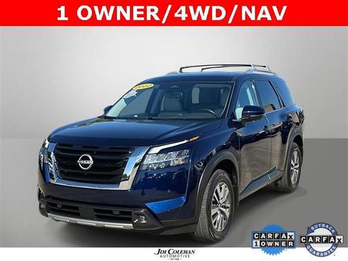 2022 Nissan Pathfinder SL