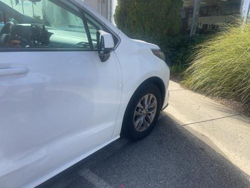 2022 Toyota Sienna LE