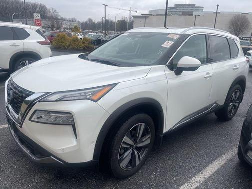 2023 Nissan Rogue SL