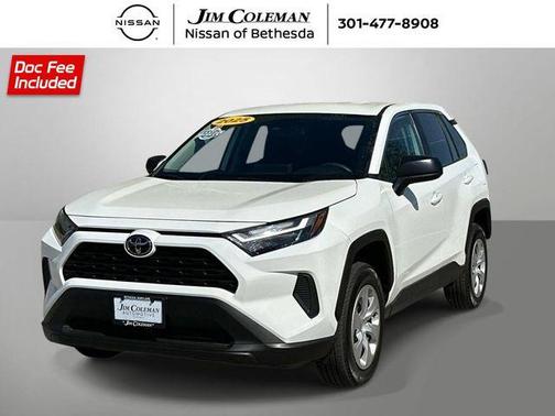 Ice 2025 Toyota RAV4 LE