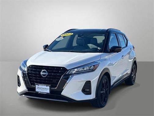2023 Nissan Kicks SR