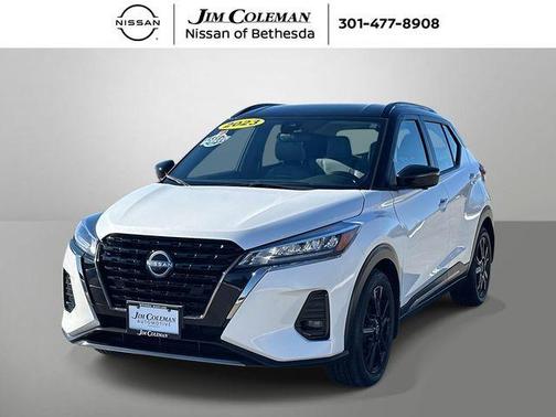 2023 Nissan Kicks SR