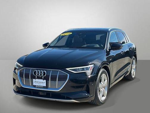 2019 Audi e-tron quattro Premium Plus
