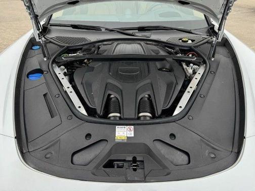 2023 Porsche Panamera 4