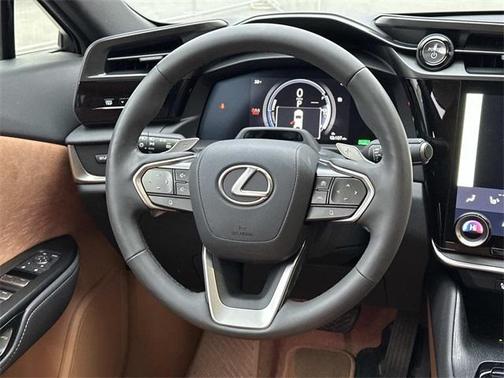 2024 Lexus RZ 450e Luxury