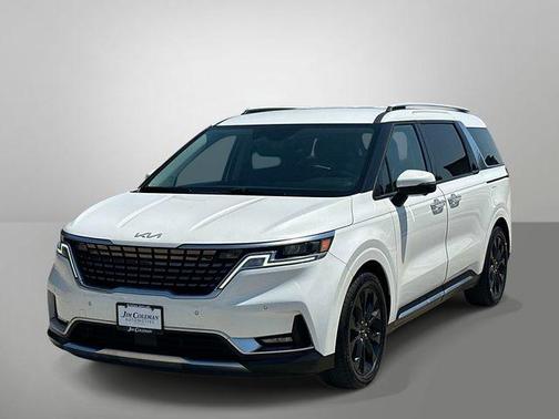 Snow White Pearl 2022 Kia Carnival SX