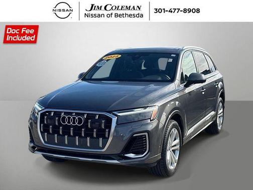 Samurai Gray Metallic 2025 Audi Q7 55 Premium Plus