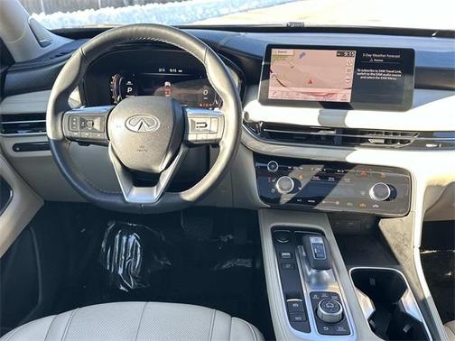 2023 INFINITI QX60 SENSORY