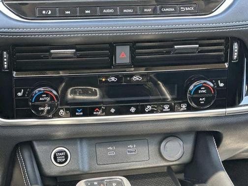 Gun Metallic 2023 Nissan Rogue SL