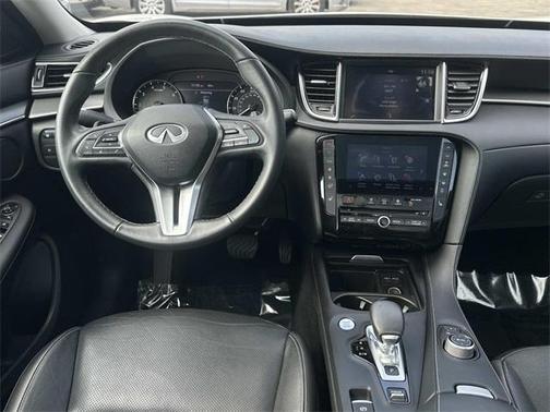 2022 INFINITI QX50 Luxe