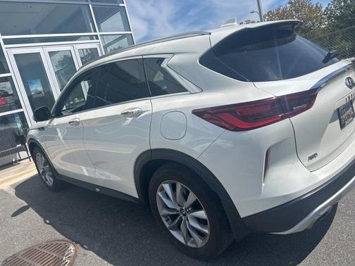 2022 INFINITI QX50 Luxe