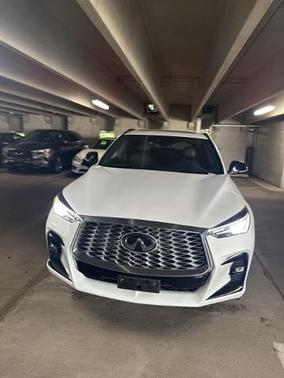 2023 INFINITI QX55 LUXE