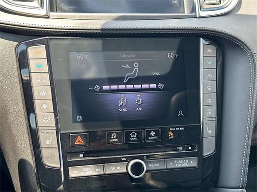 2023 INFINITI QX55 LUXE