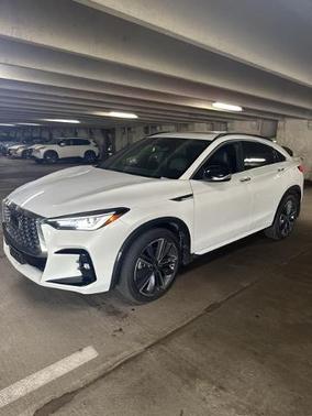 2023 INFINITI QX55 LUXE