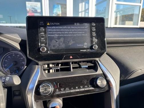 2022 Toyota Venza LE