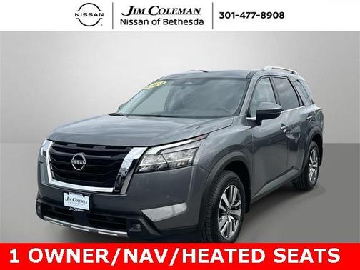 2022 Nissan Pathfinder SL