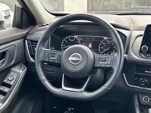 White 2023 Nissan Rogue SV