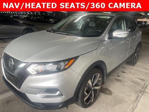 2022 Nissan Rogue Sport SL