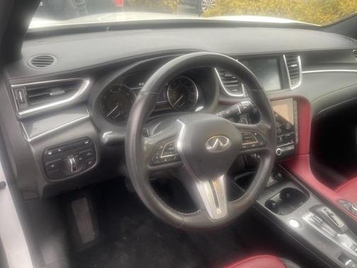 2023 INFINITI QX50 SPORT