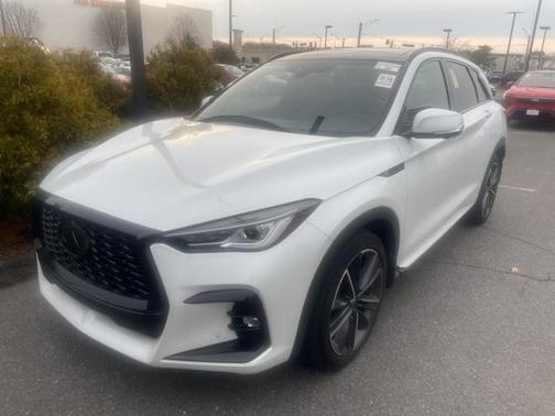 2023 INFINITI QX50 SPORT