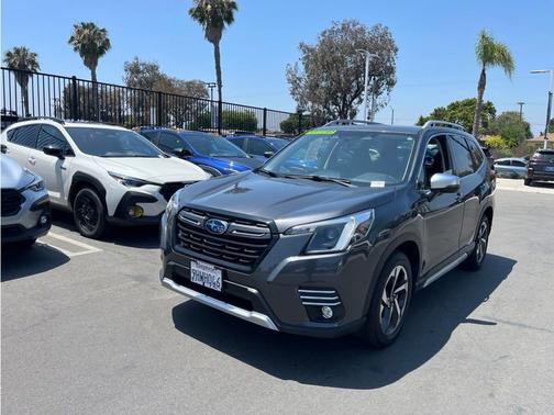 Magnetite Gray Metallic 2023 Subaru Forester Touring