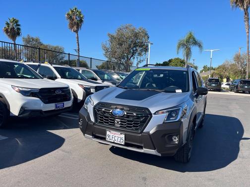 Ice Silver Metallic 2024 Subaru Forester Wilderness