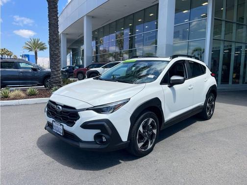 Crystal White Pearl 2025 Subaru Crosstrek Limited
