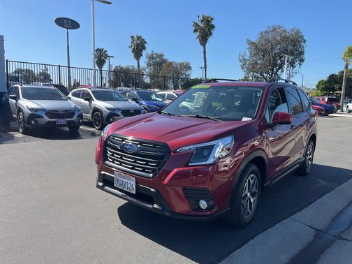 2023 Subaru Forester Premium