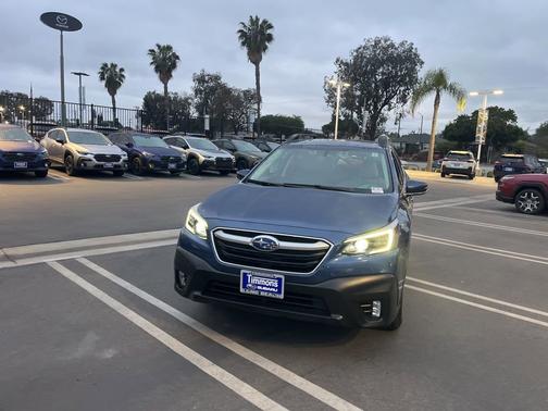 2022 Subaru Outback Premium