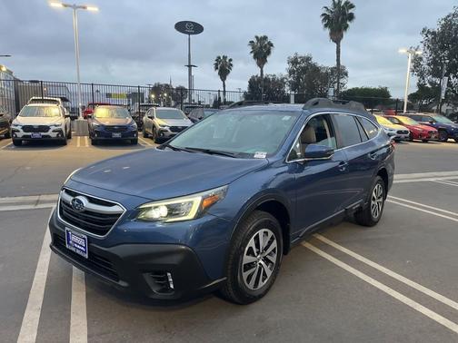 2022 Subaru Outback Premium