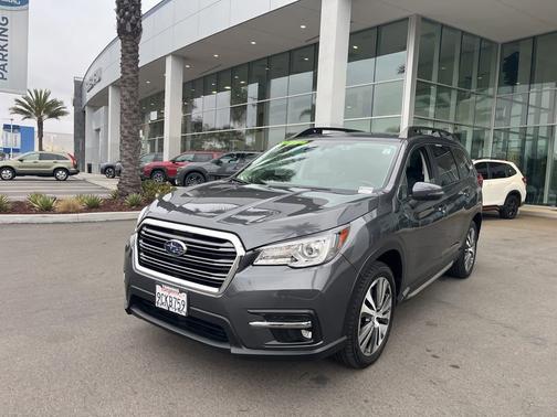 Magnetite Gray Metallic 2022 Subaru Ascent Limited