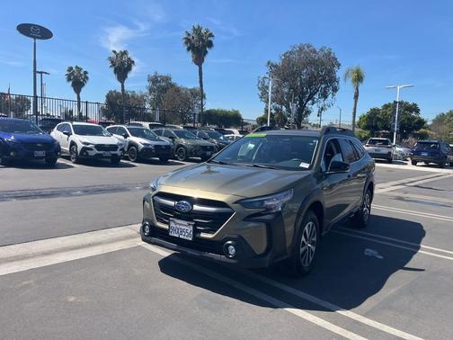 2024 Subaru Outback Premium