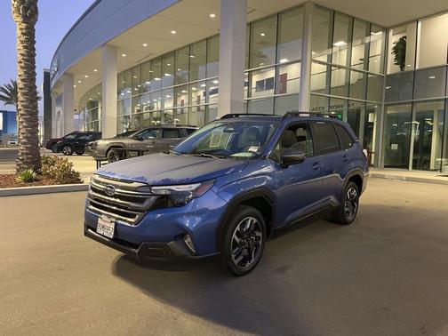 2025 Subaru Forester Hybrid Premium