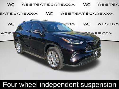 Amber 2021 Toyota Highlander Limited