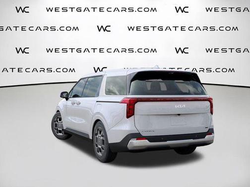 Snow White Pearl 2026 Kia Carnival Hybrid EX