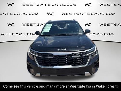 Black 2024 Kia Seltos S