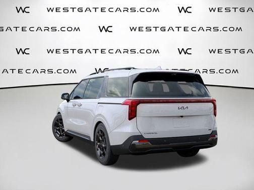 Snow White Pearl 2026 Kia Carnival Hybrid