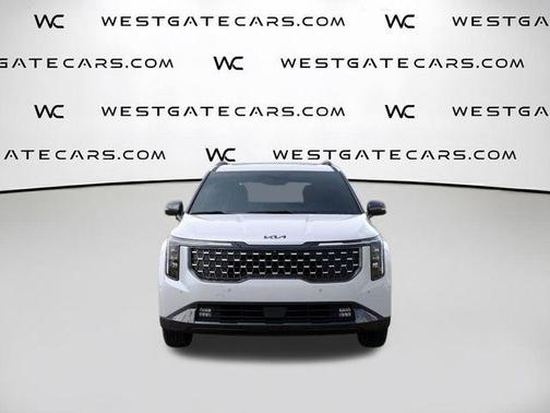 Snow White Pearl 2026 Kia Carnival Hybrid