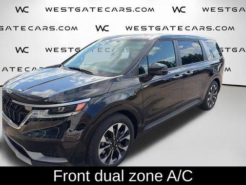 Aurora Black Pearl 2024 Kia Carnival EX