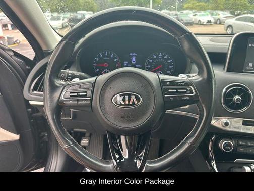 Metal 2019 Kia Stinger Base