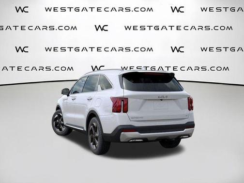 Snow White Pearl 2026 Kia Sorento Hybrid EX